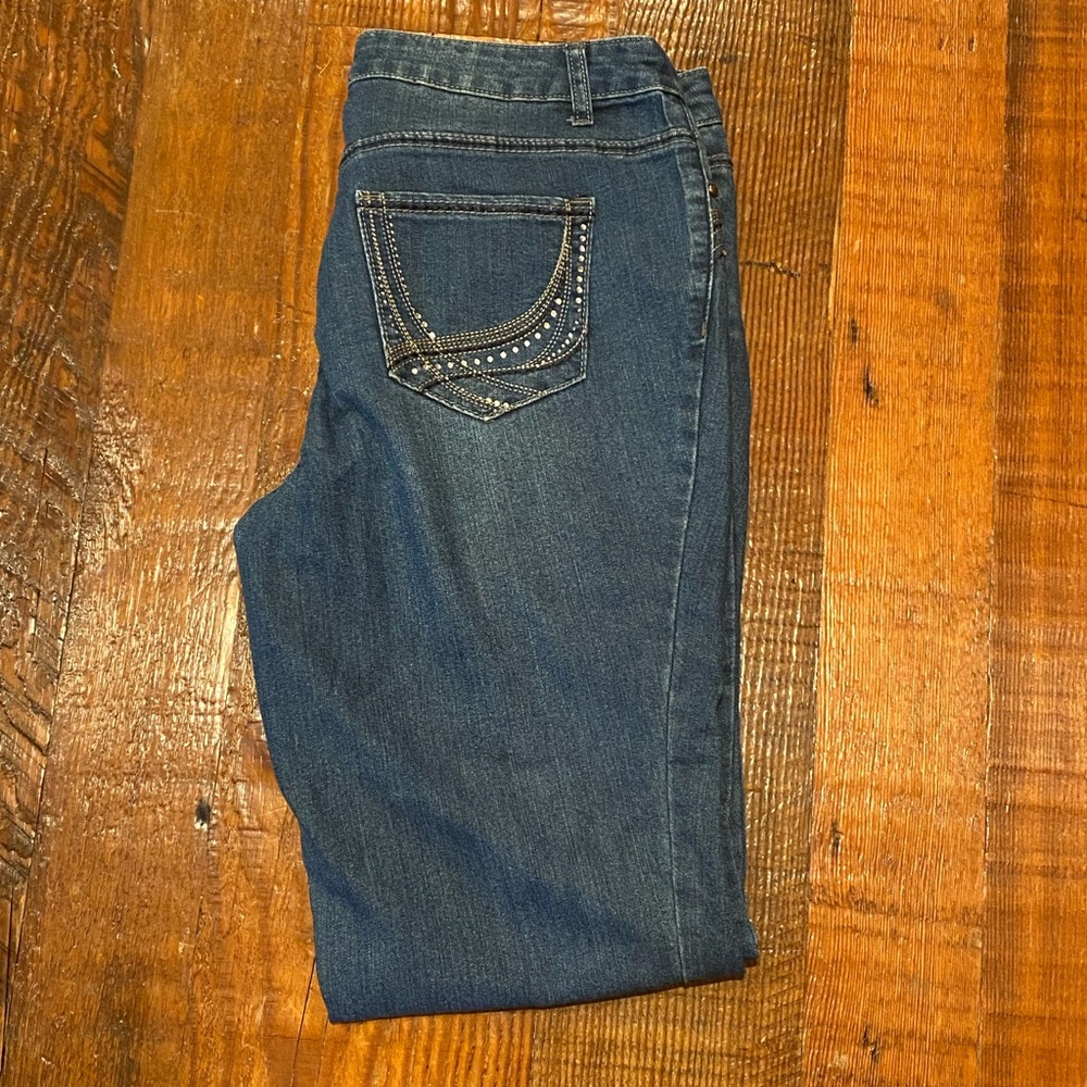 CHRISTOPHER & BANKS women’s Stylish Denim Jeans with Studded Pocket size 12